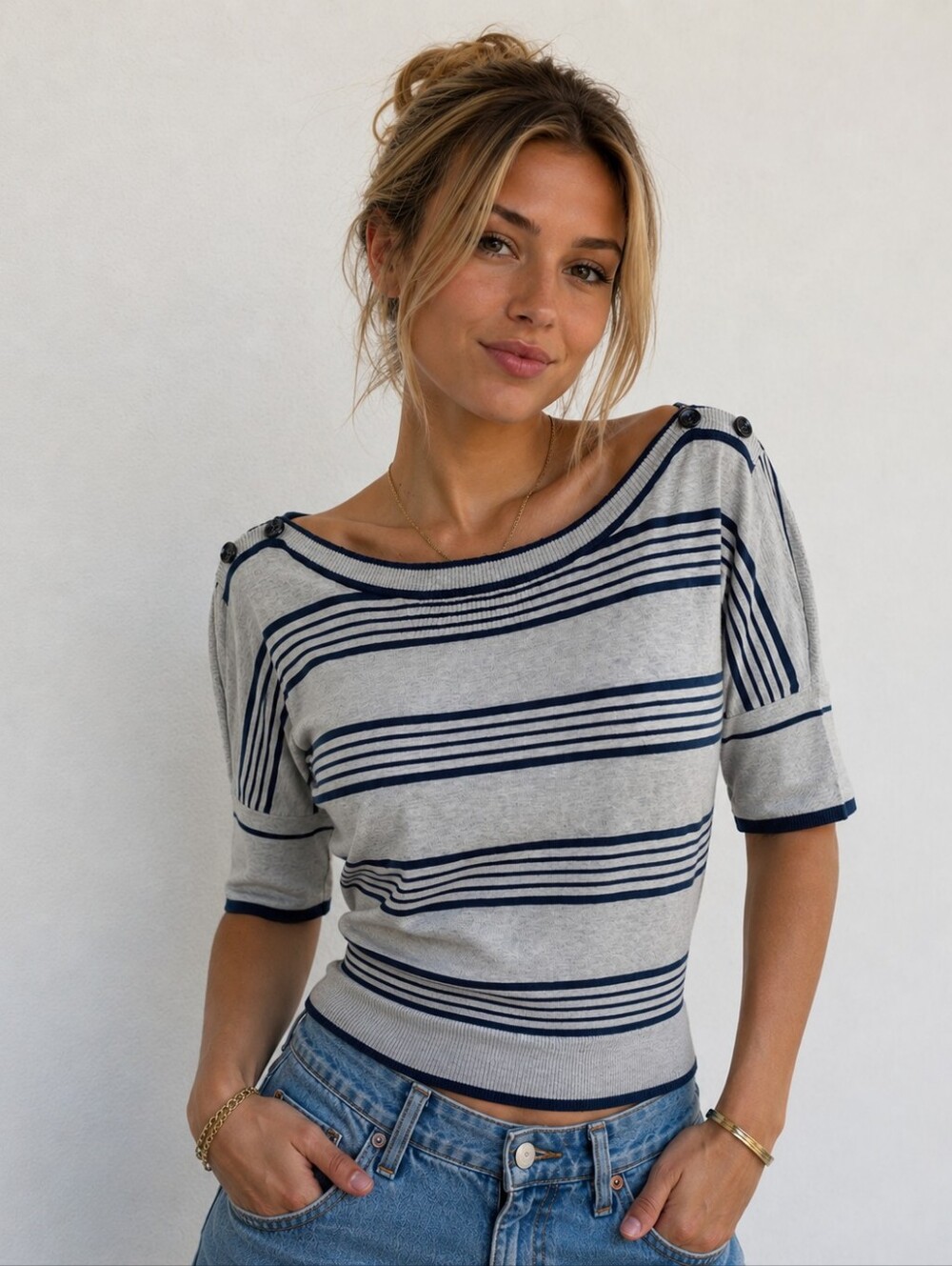 Guess Sz XS Boatneck Striped Navy & Gray Women's Sweater Knit Top